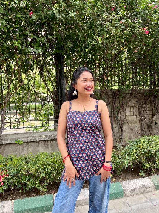 Dahlia Strappy Backless Kurti