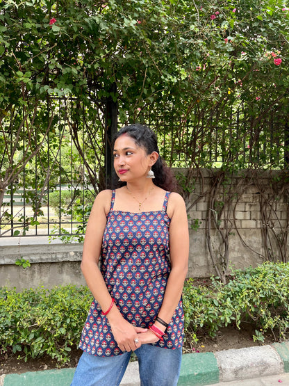 Dahlia Strappy Backless Kurti