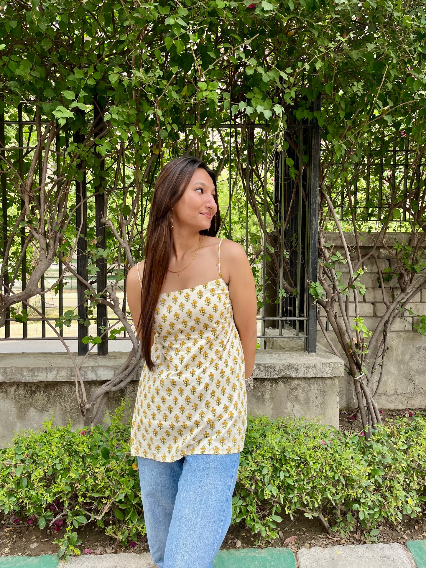 Daisy Noodle Strap Straight Kurti