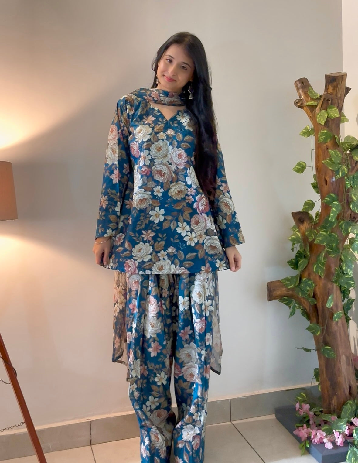 Mihika Farshi Salwar Set