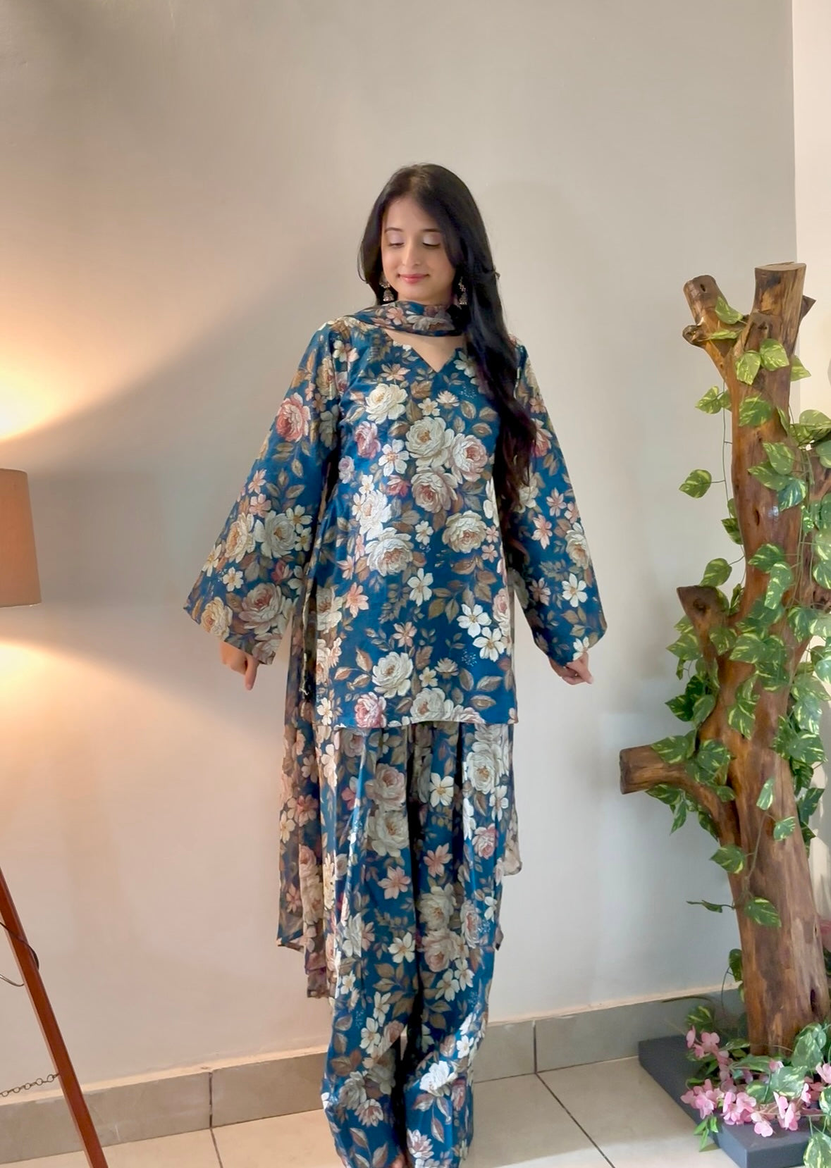 Mihika Farshi Salwar Set