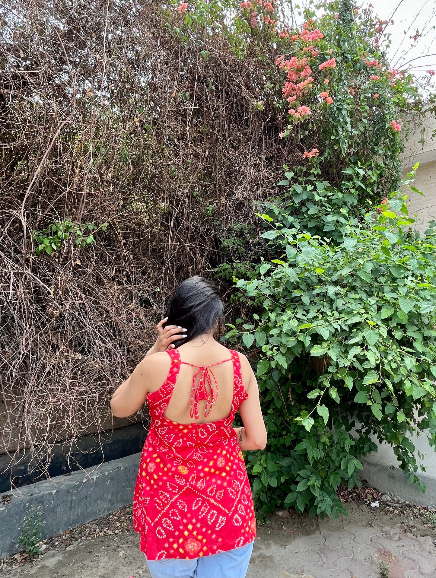 Litchi Backless Straight Short Kurti