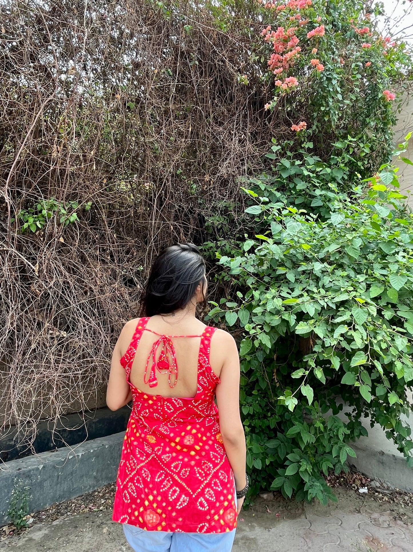 Litchi Backless Straight Short Kurti