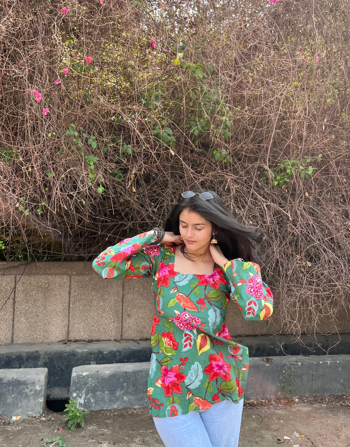 Gardenia Backless Straight Short Kurti