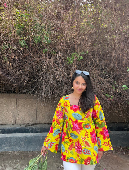 Yellow Gardenia Backless Straight Short Kurti