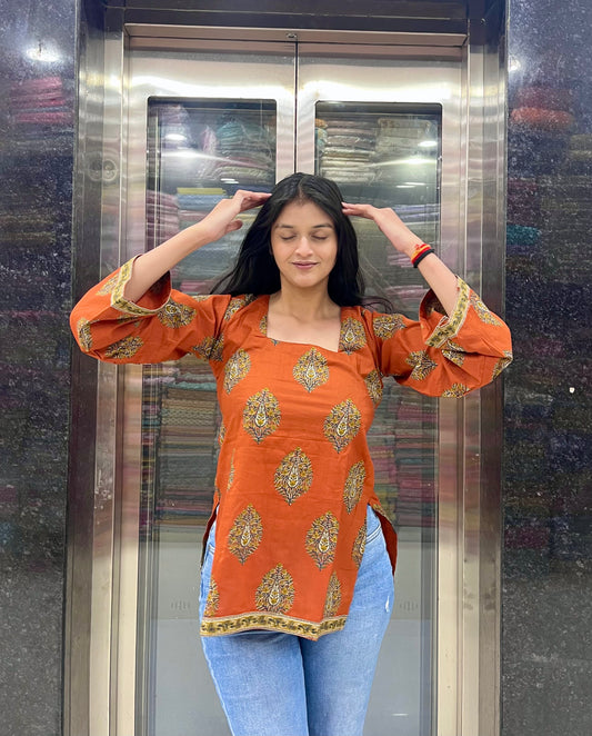 Geroo Straight Short Kurti