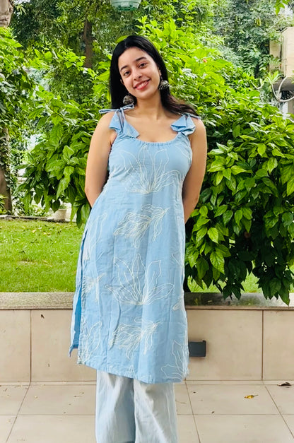 Saaz Embroidered Long Kurti