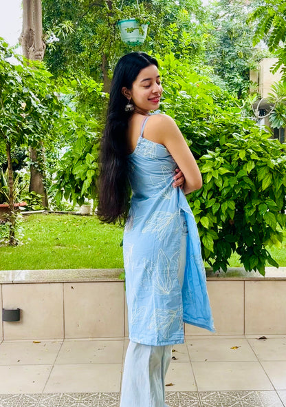 Saaz Embroidered Long Kurti