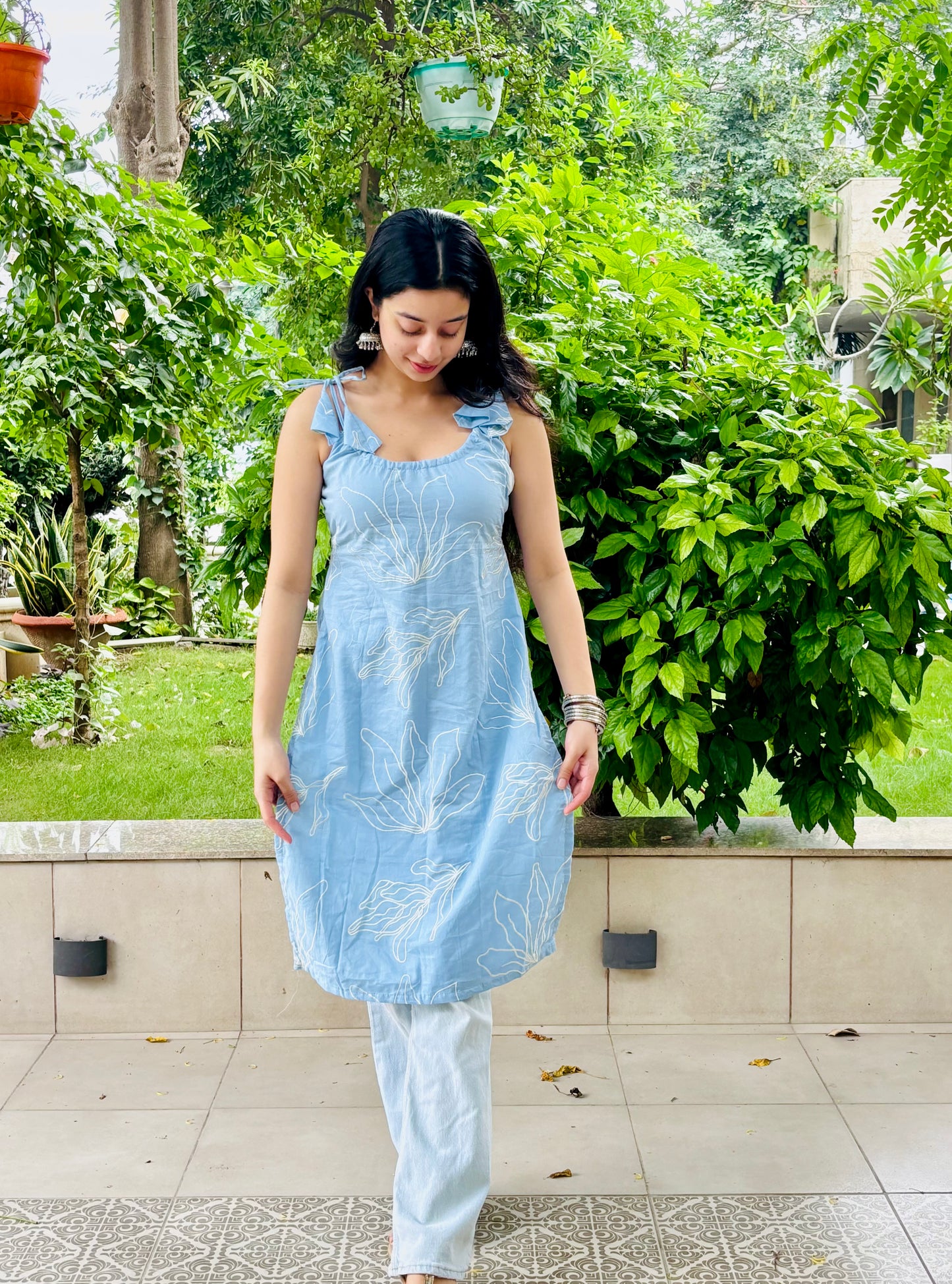 Saaz Embroidered Long Kurti