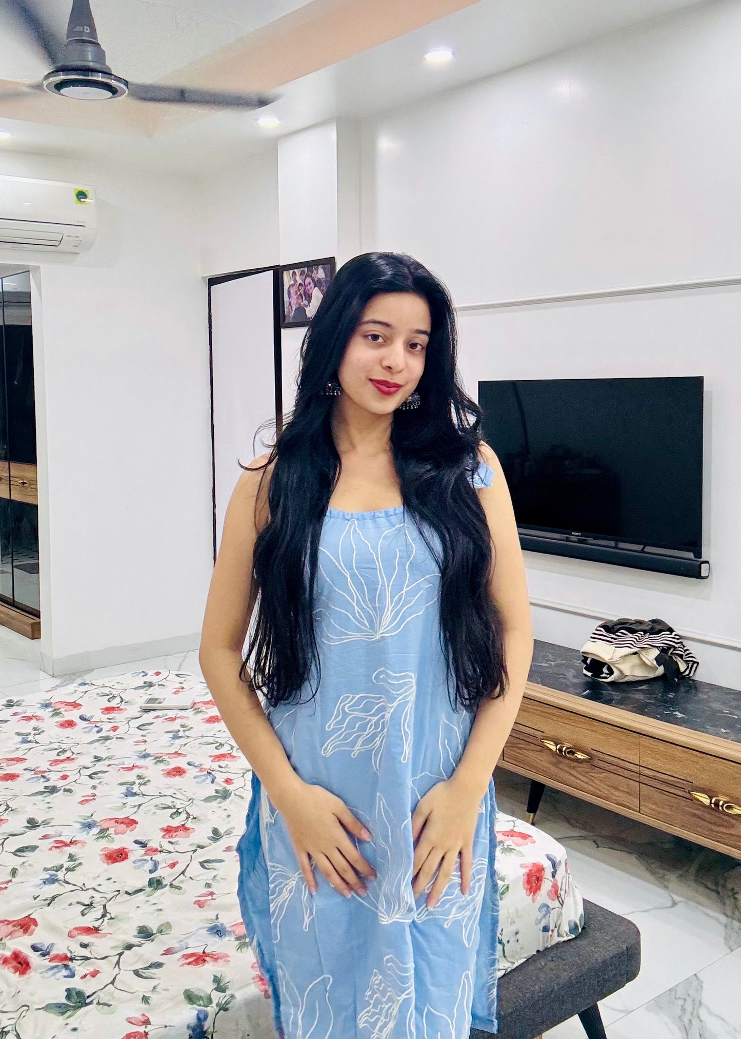 Saaz Embroidered Long Kurti