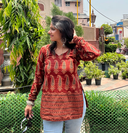 Kachori Straight Short Kurti