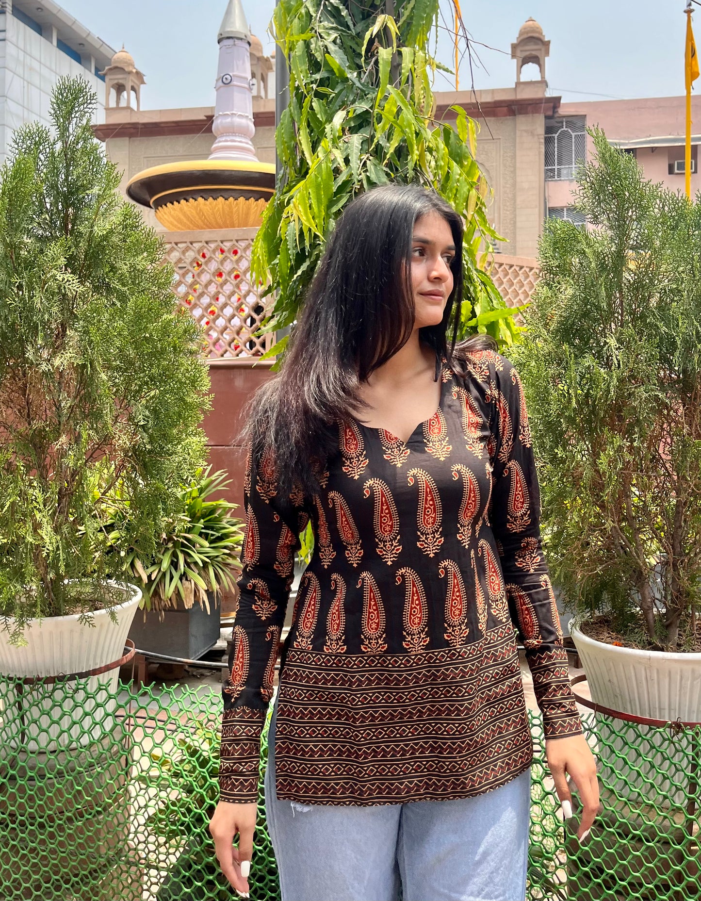 Samosa Straight Short Kurti