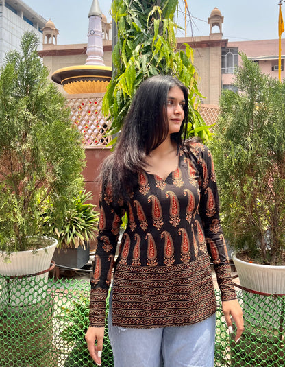 Samosa Straight Short Kurti