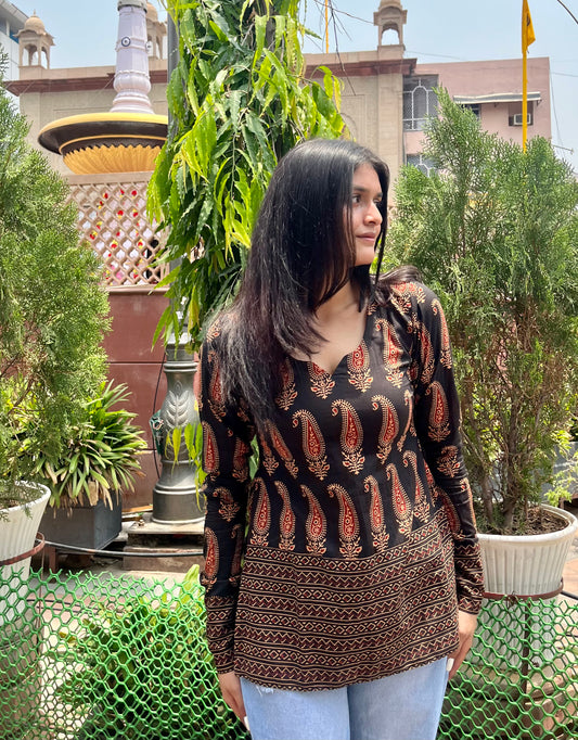 Samosa Straight Short Kurti