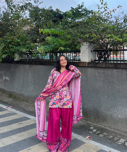 Madhavi Set