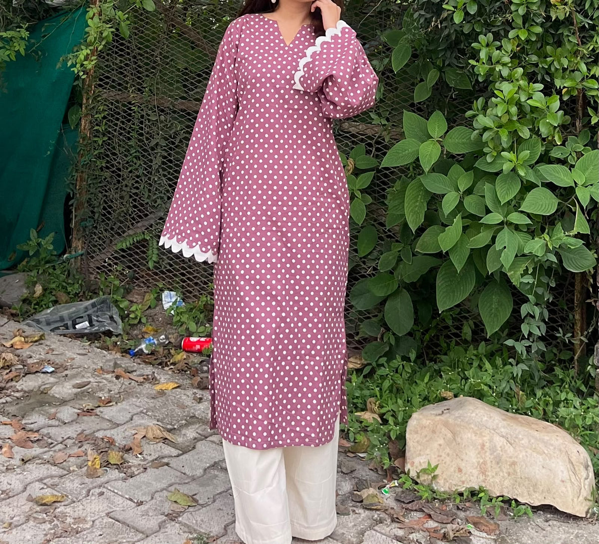Mauve Bindi Set