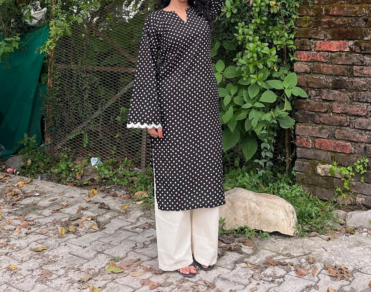 Black Bindi Set