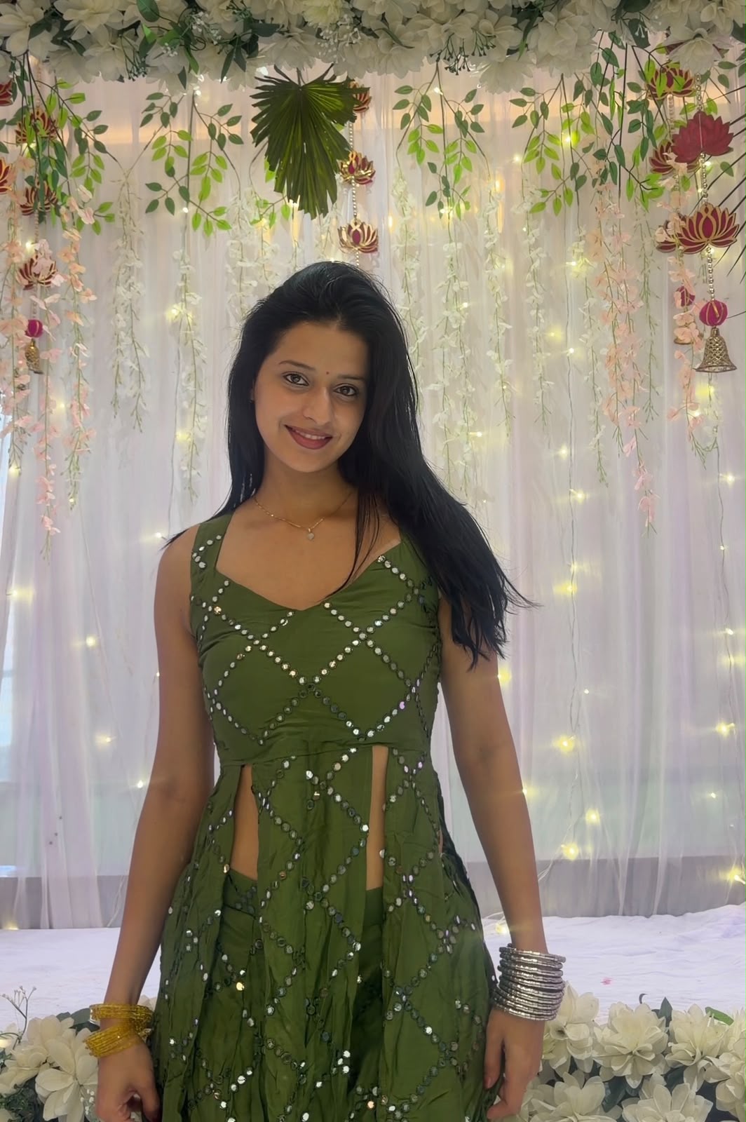 Kajra Re ( Green) Set